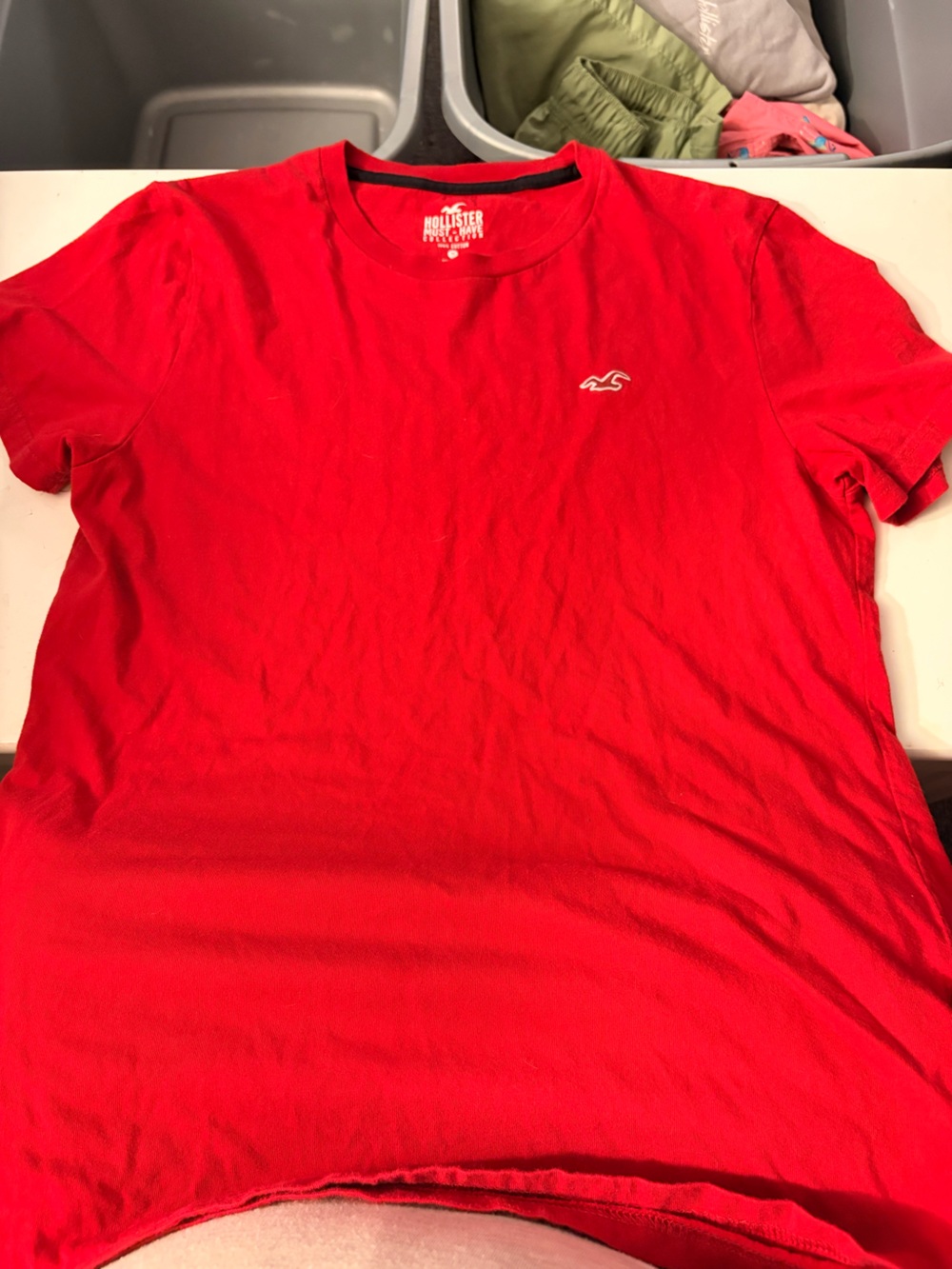 Hollister Men's Bright Red Short-Sleeve Tee